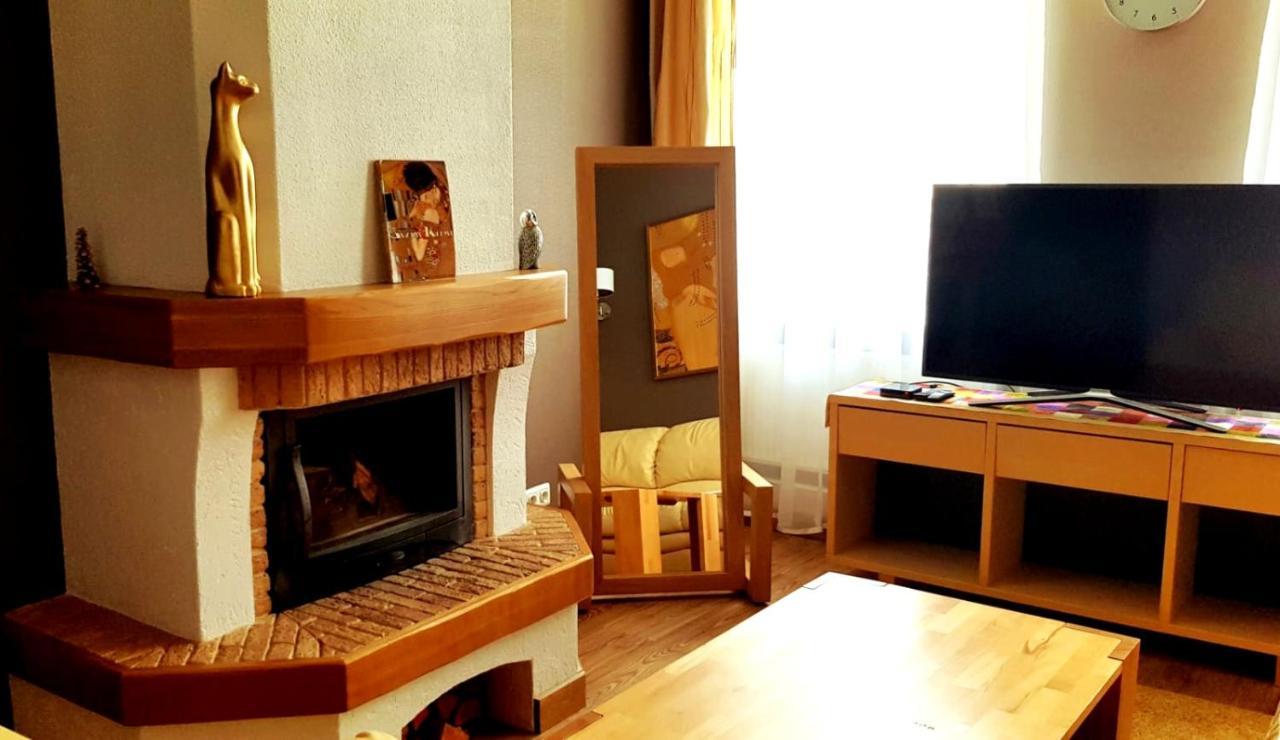 Appartamento Gustav House Daugavpils Esterno foto